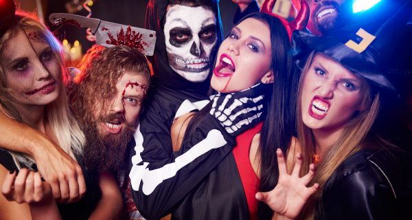 The 12 Best Netflix Movies to Watch This Halloween