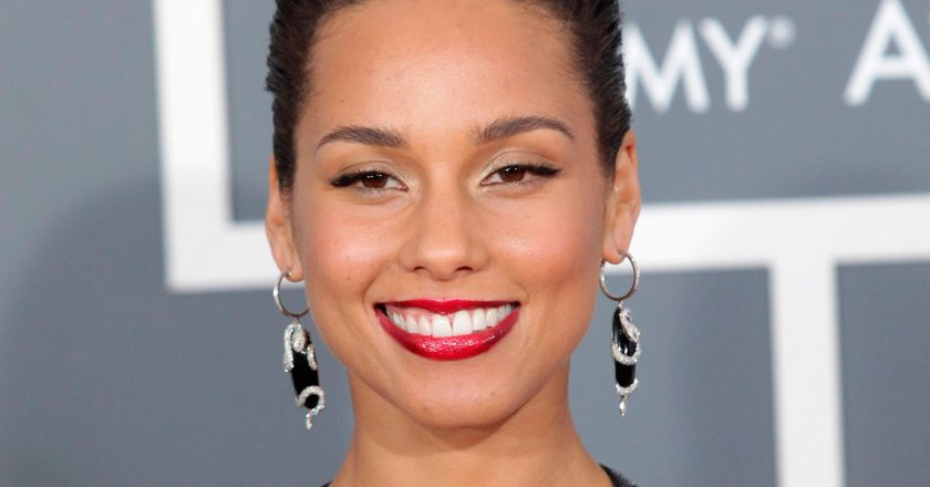 Alicia Keys to Host 2019 Grammy Awards