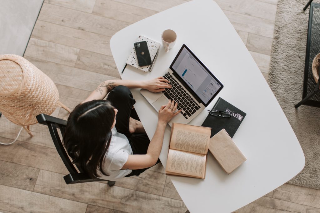 How to Become a Straight-A Student Without Spending All Your Time Studying