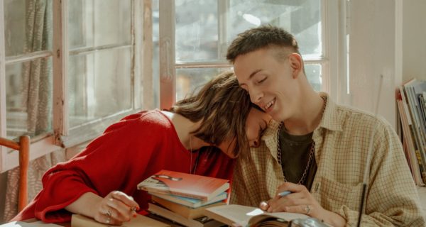 College Dating: 5 Ways to find Love on Campus