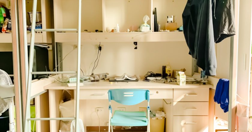 5 Practical Tips on Keeping Your Dorm Room Clean