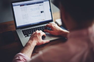 How to Get Ahead of the Game as a Business Student
