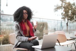 A Guide for College Students Embracing the Digital Nomad Lifestyle