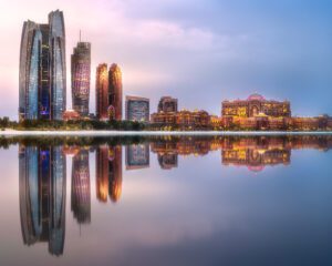 Study Abroad in Abu Dhabi: A Guide to Emirati Etiquette
