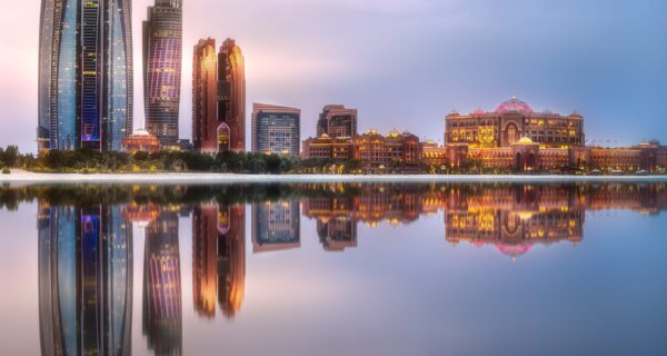 Study Abroad in Abu Dhabi: A Guide to Emirati Etiquette