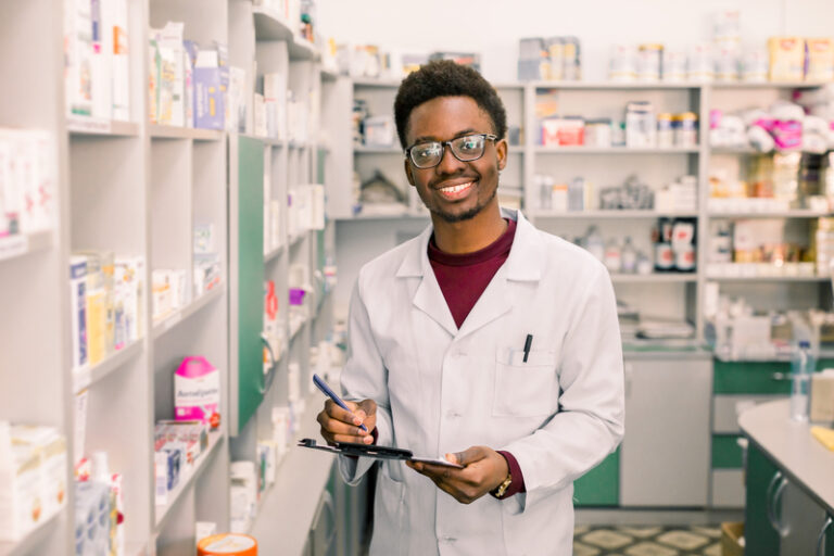 Top Online Schools for Pharmacy Technician Degrees