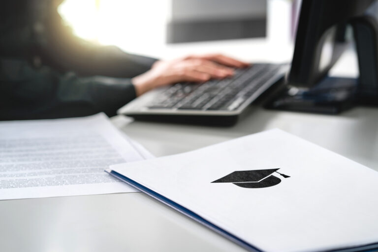 How to Stand Out on Your College Applications