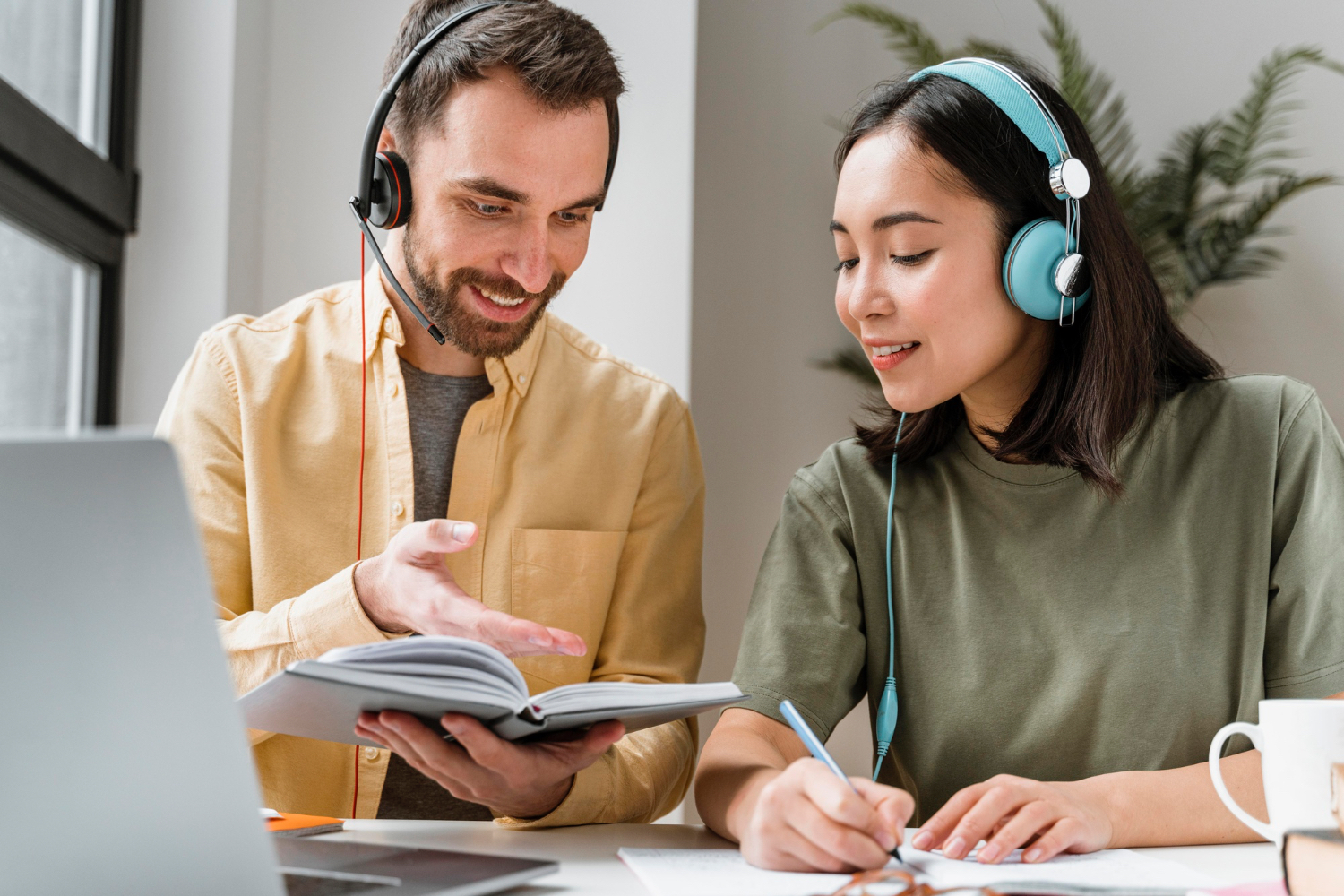 Language Learning as a Lifelong Skill: Preparing College Students for Global Careers