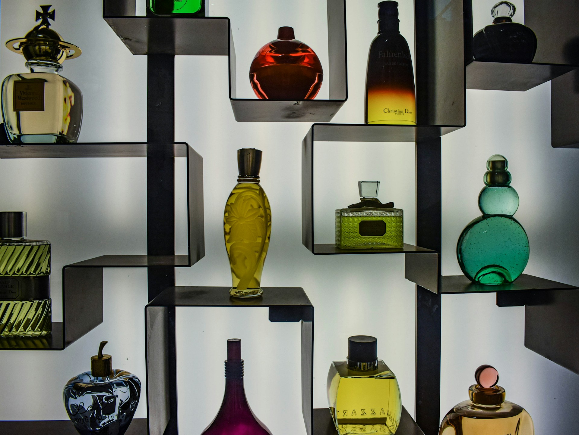 Scents of Style: Affordable Fragrances for Students on a Budget