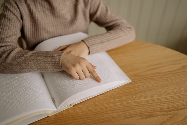 Disabled Student? Here's How to Choose the Best College for You