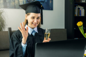 Essential Tips for Choosing An Online Degree