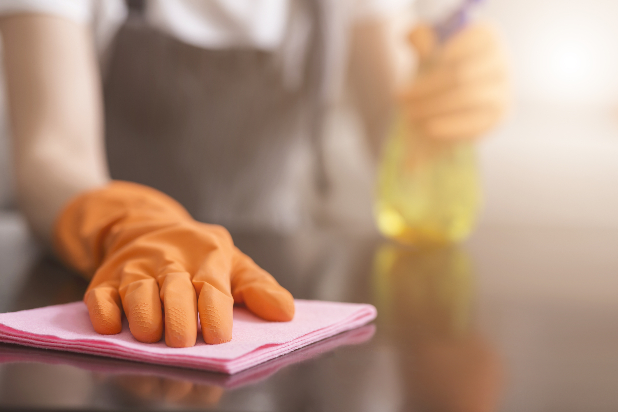 Why Hiring a House Cleaning Service for Your College Apartment Is Worth Every Penny